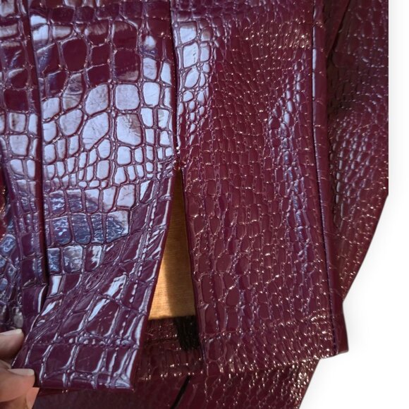 Nasty Gal Maroon Faux Leather Croc Pants, Size 6 - Picture 4 of 5